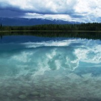 Boya Lake Provincial Park